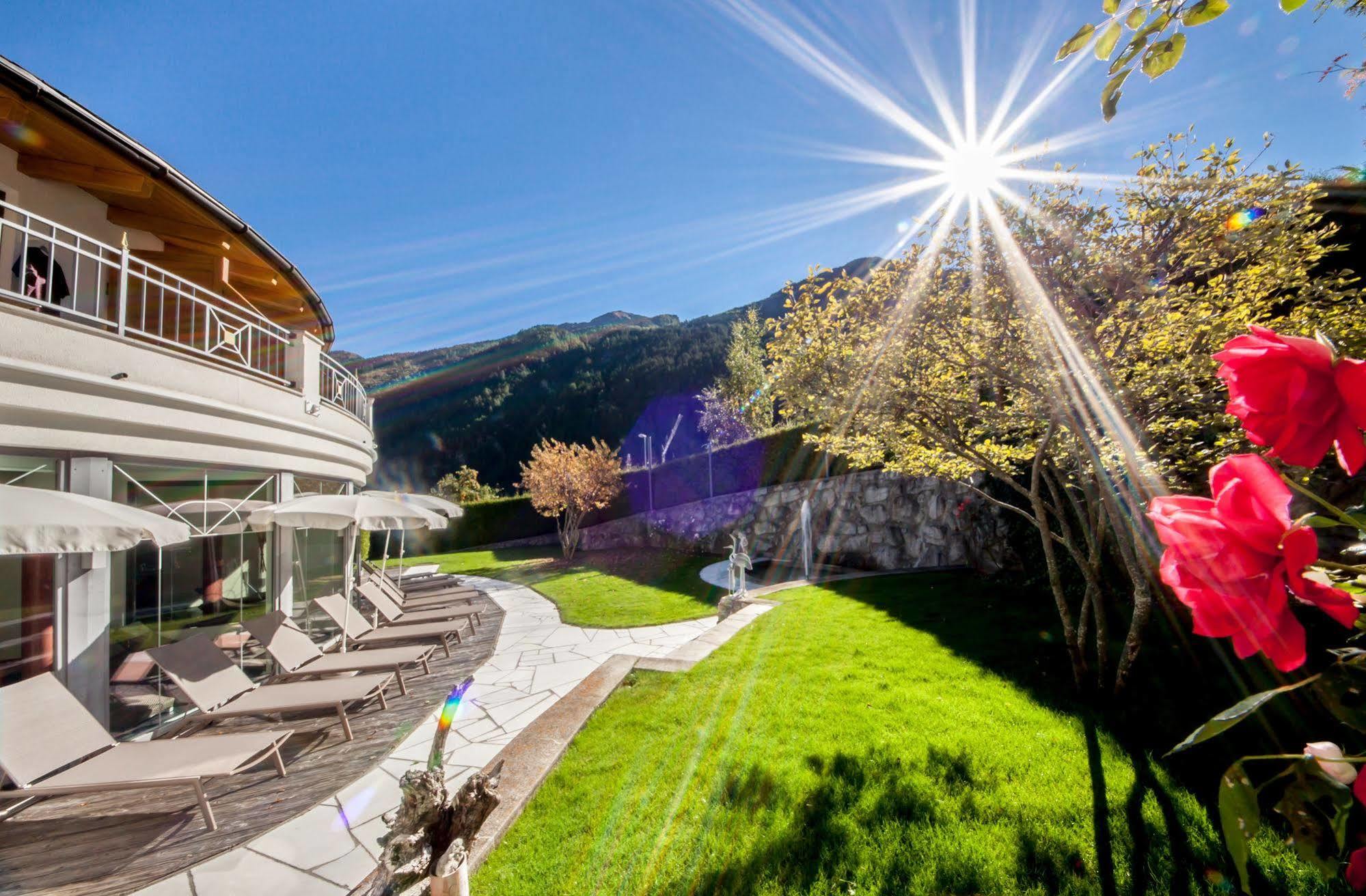 Wellnesshotel Liun B&B Мюстаир Экстерьер фото